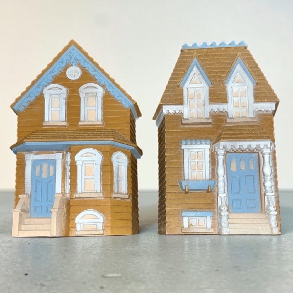 2 Vintage Burwood Products Victorian House Wall Hanging Set 1990 Tan Blue